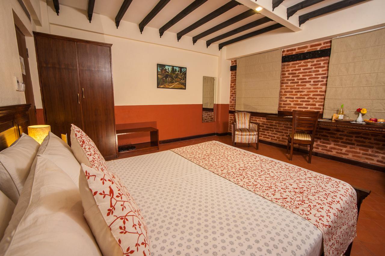 Traditional Comfort Boutique Hotel Kathmandu Luaran gambar