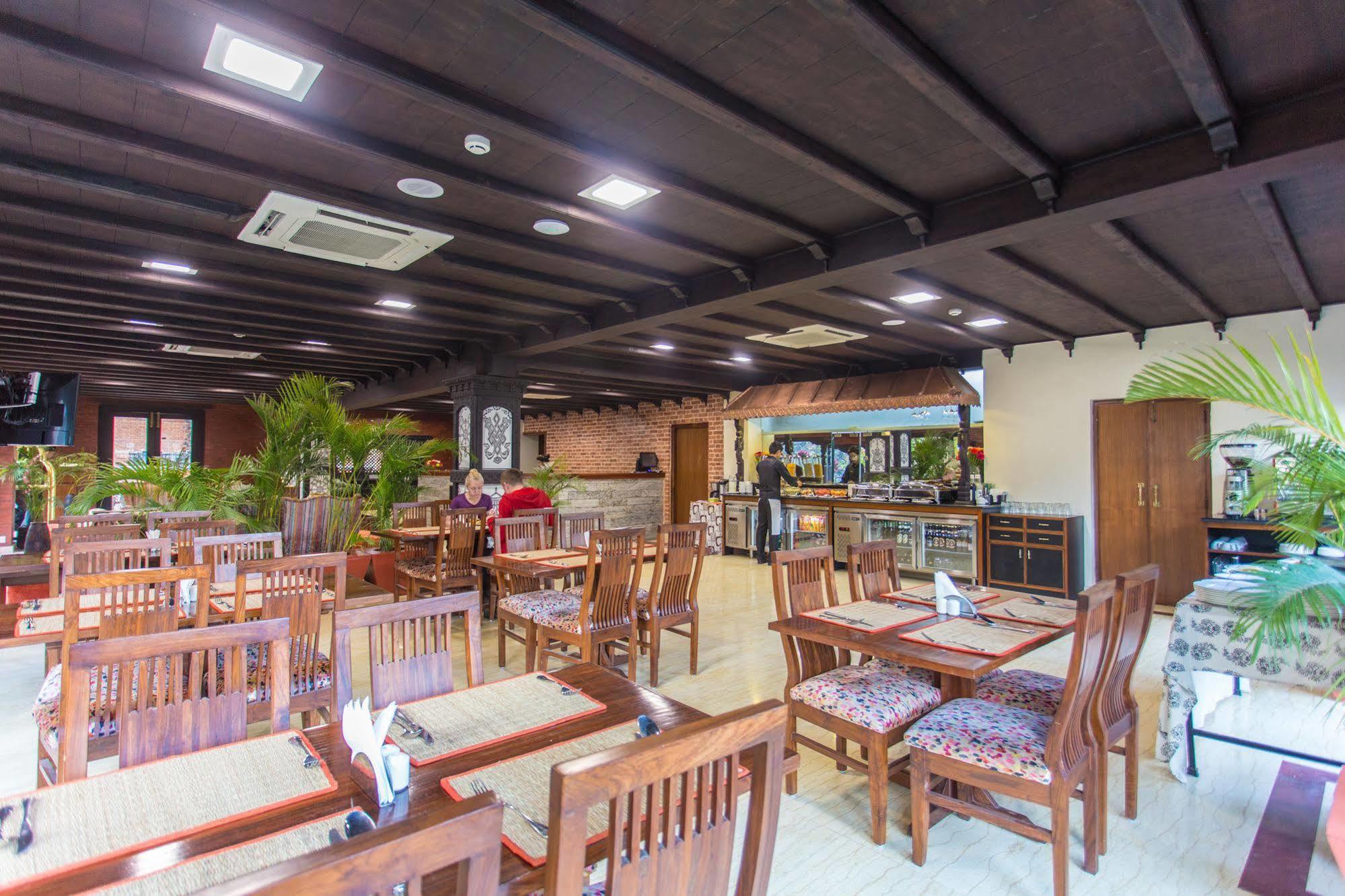 Traditional Comfort Boutique Hotel Kathmandu Luaran gambar